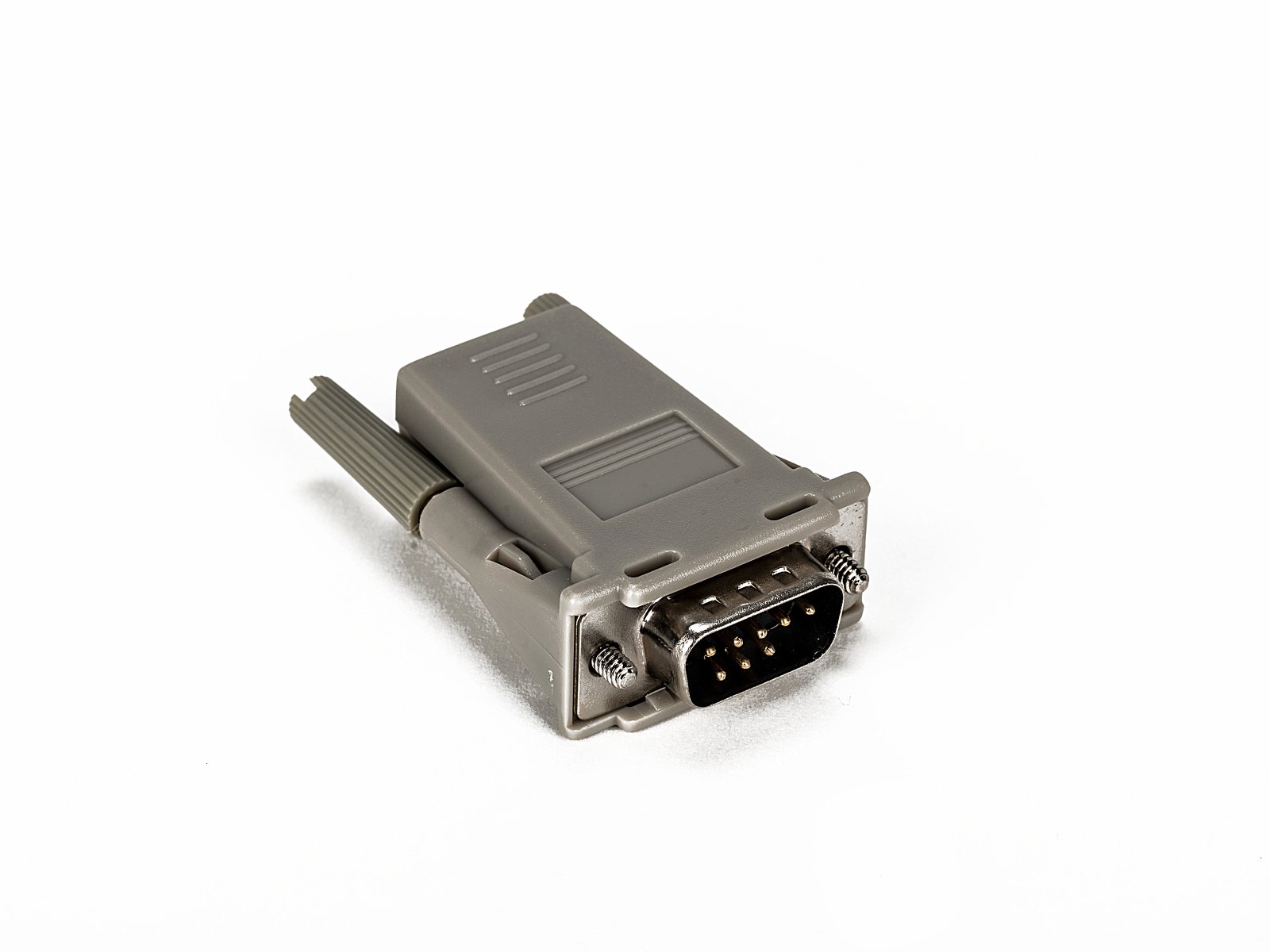 Vertiv Avocent RJ-45F to DB-9M crossover adapter RJ-45 DB-9 ADB0037