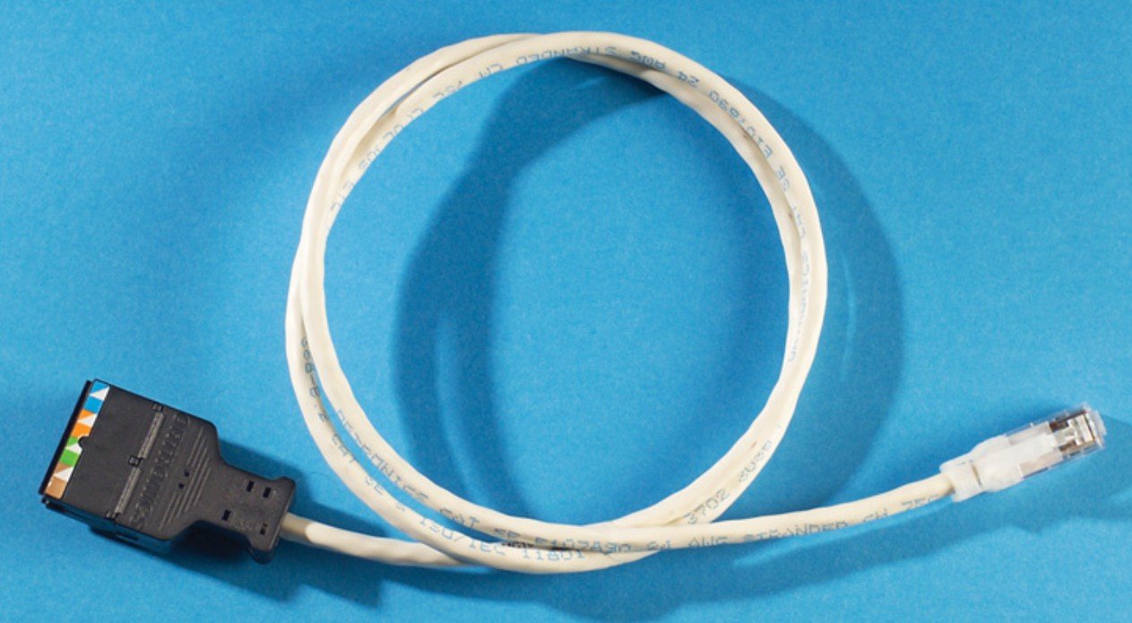 Legrand Clarity 5E networking cable White 0.91 m Cat5e Round MC18B5E03-09