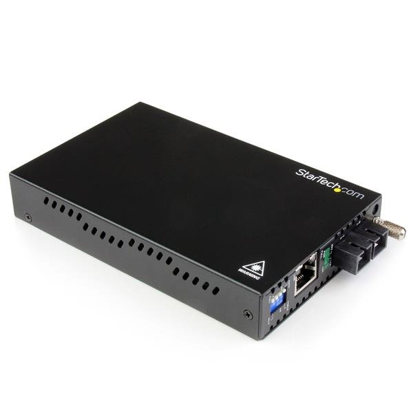 StarTech.com Gigabit Ethernet Single Mode Fiber Media Converter SC 40 km - 1000 Mbps ET91000SM402